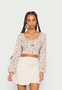 Brand new 🥰 Hollister Co. MELROSE CUTOUT - Long Sleeved Top - White Retro ⭐