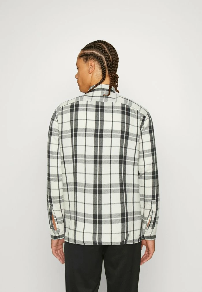 Budget ???? Hollister Co. CORE - ???? Shirt - White ⭐ 5 Budget ???? Hollister Co. CORE - ???? Shirt - White ⭐ - Image 3
