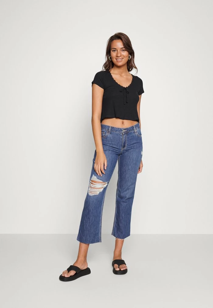 Brand new ๐ Hollister Co. PEPLUM - Print T-shirt - Casual Black ๐ - Image 2