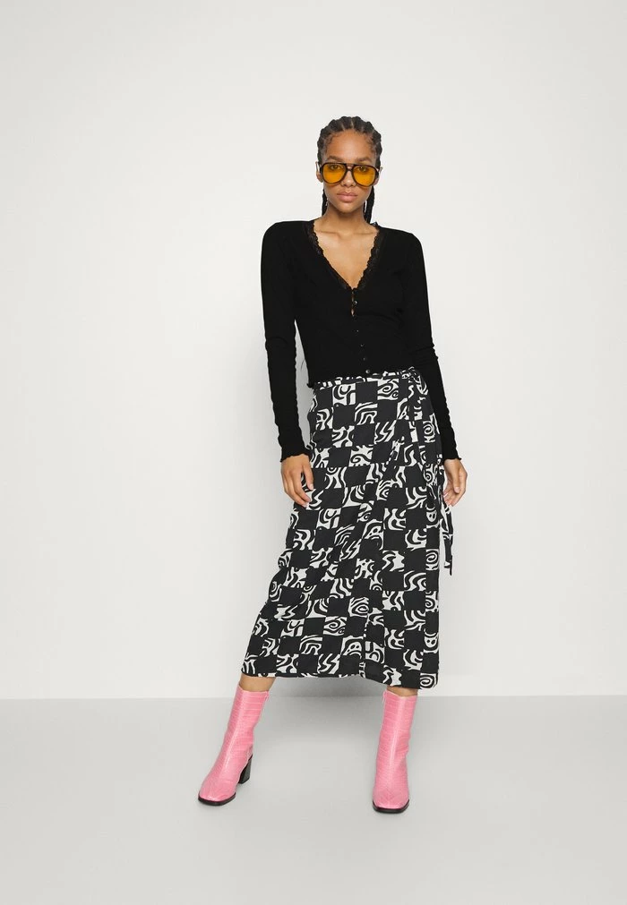 Coupon ๐ฏ Hollister Co. FASHION VEE BUTTON THRU - Long Sleeved Top - Black ๐ฅฐ - Image 2