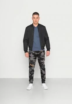 Budget 😉 Hollister Co. 5 Pack - Basic T-shirt - Multi Coloured 😀