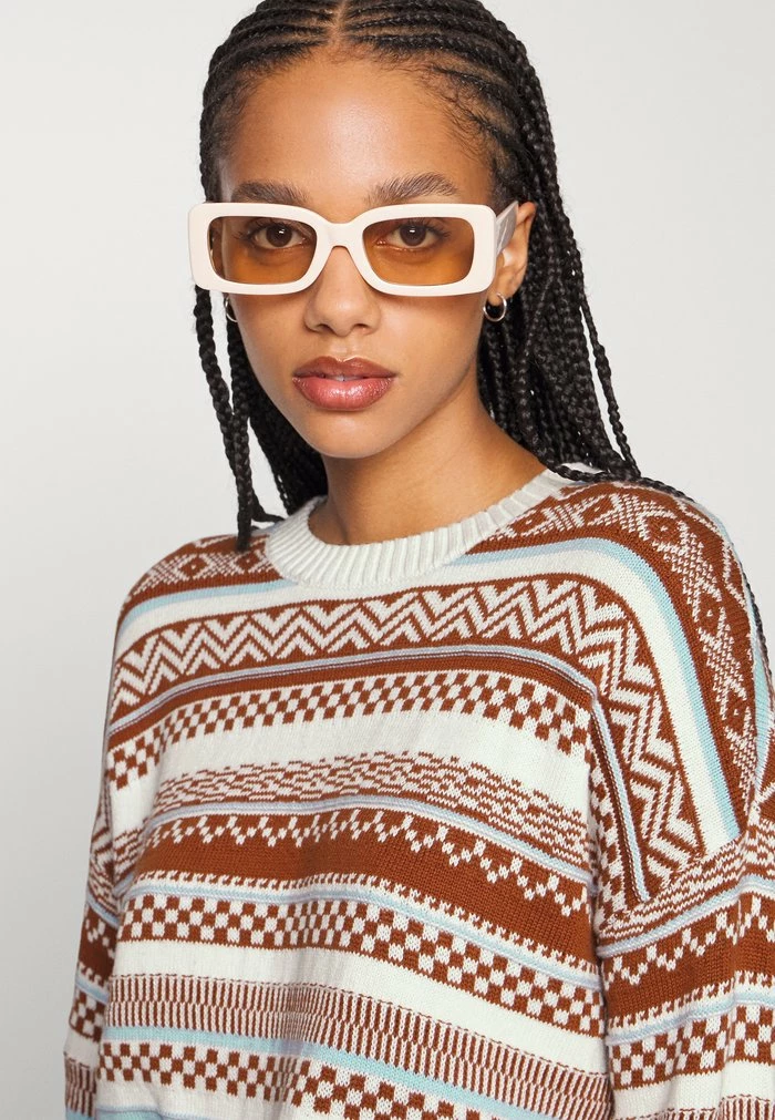 Wholesale ๐คฉ Hollister Co. PREVIEW OVERSIZED PATTERN - Jumper - White Ground Fair Isle ๐ - Image 4