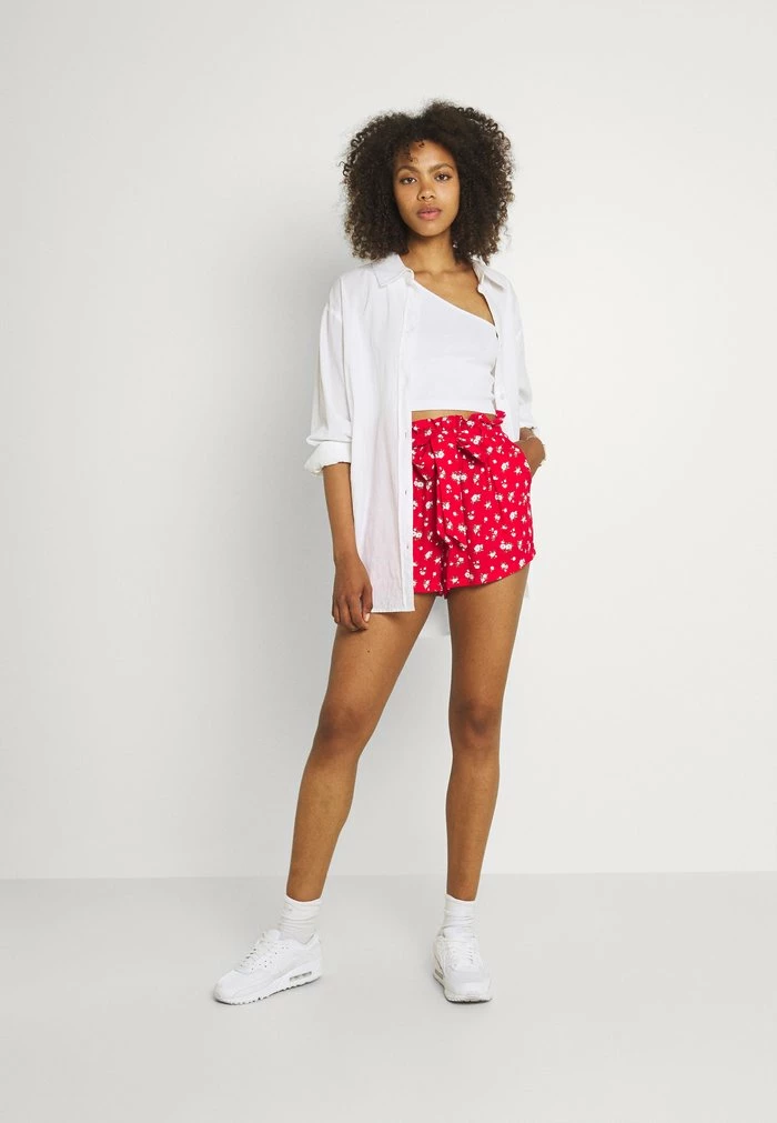 Coupon โจ Hollister Co. Shorts - Red โ๏ธ - Image 2