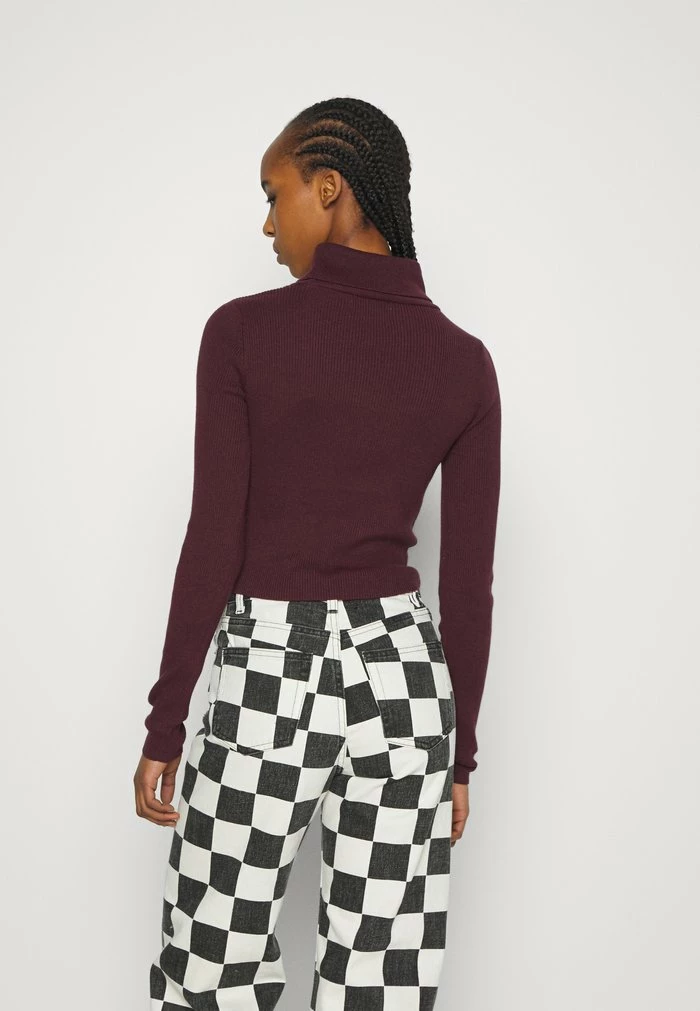 Outlet โญ Hollister Co. Jumper - Wine Tasting โ - Image 3