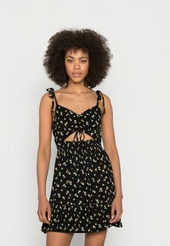 Promo 🛒 Hollister Co. Day 👗 Dress - Black Floral 👏
