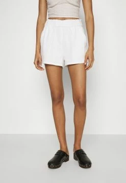 Hot Sale ๐ฏ Hollister Co. CHAIN SOFT - Shorts - White ๐