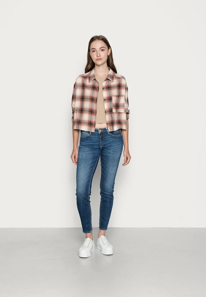 Cheapest ๐ Hollister Co. Button-down Blouse - White/black/cinnabar Plaid ๐ - Image 2