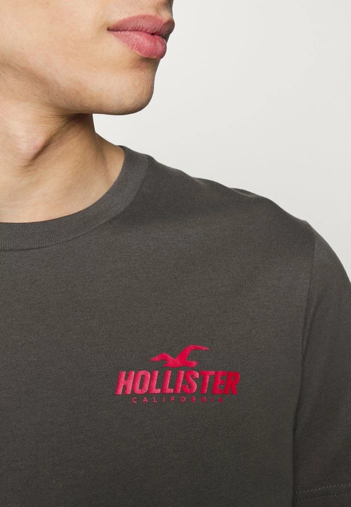 New ๐ฅฐ Hollister Co. IN STORE 5 PACK - Print T-shirt - Multi โ - Image 10