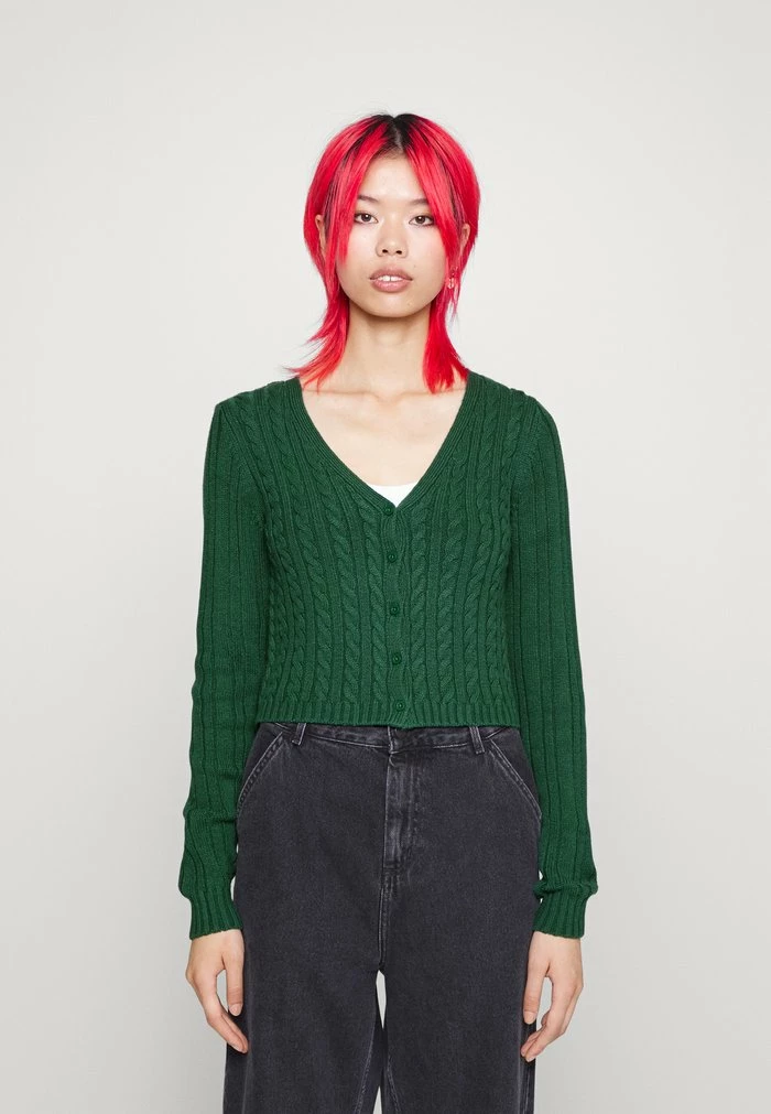 Deals โ๏ธ Hollister Co. SLIM CROP CARDI SOLID - Cardigan - Trekking Green ๐ฏ