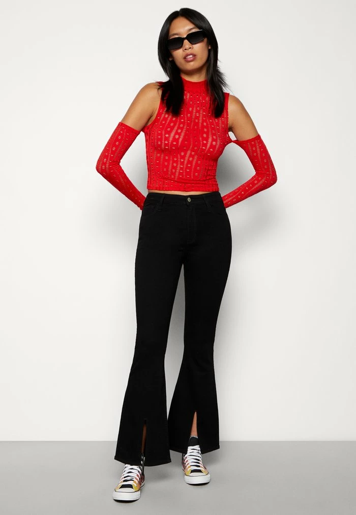 Cheapest ๐ Hollister Co. High Rise Front Slit Flare - Bootcut ๐ Jeans - Black โค๏ธ - Image 4