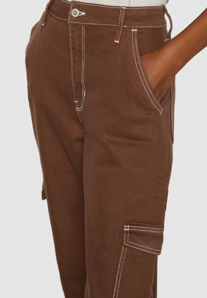 Buy ๐ Hollister Co. CARGO DAD ULTRA HIGH RISE - Relaxed Fit ๐ Jeans - Brown โญ - Image 6