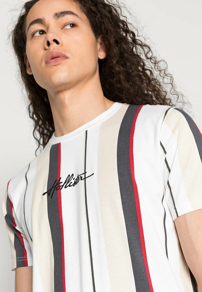 New โค๏ธ Hollister Co. STORE STRIPES CREW - Print T-shirt - White ๐ - Image 5