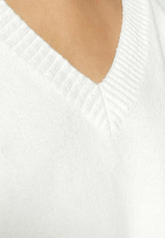 Flash Sale โญ Hollister Co. FABBA V NECK - Jumper - White ๐ฅฐ - Image 5