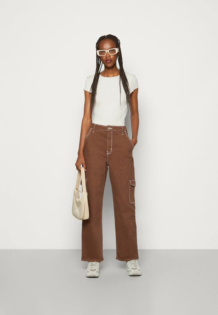 Buy ๐ Hollister Co. CARGO DAD ULTRA HIGH RISE - Relaxed Fit ๐ Jeans - Brown โญ - Image 2