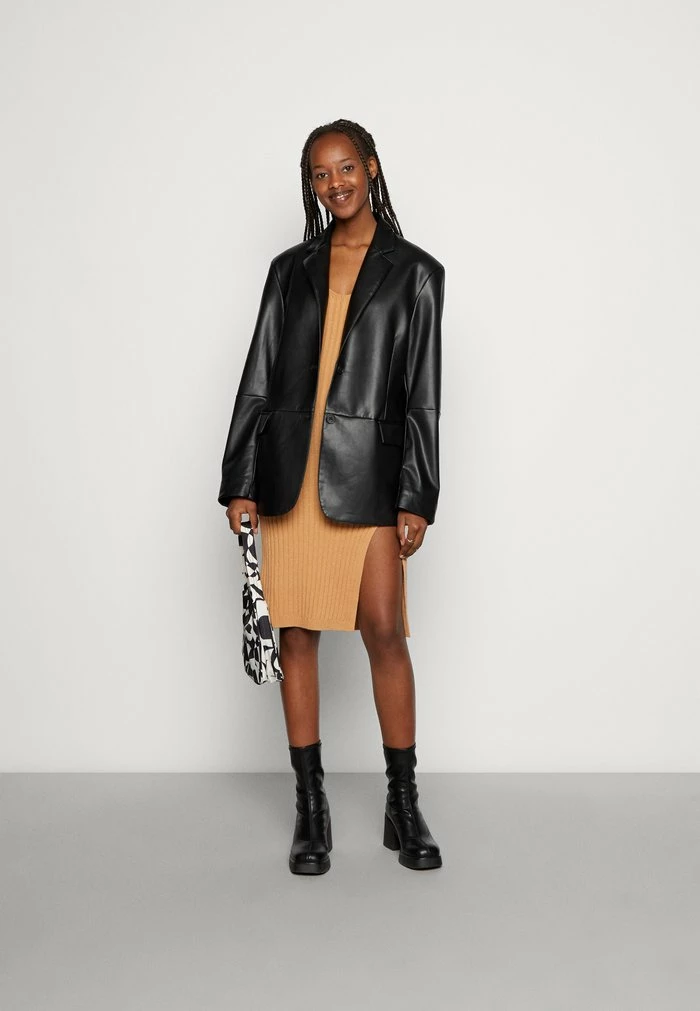 Cheap ๐ Hollister Co. BIB BARE SWEATER MIDI ๐ DRESS - Shift ๐ DRESS - Tan ๐ฅ - Image 2