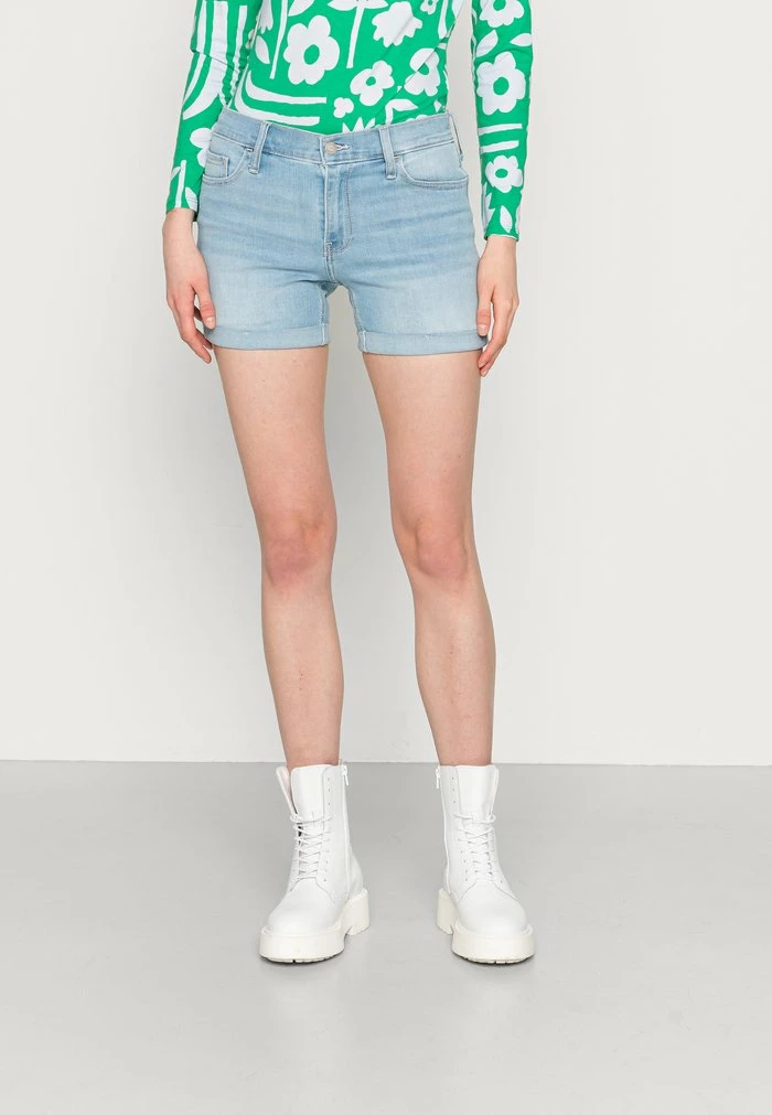 Best deal ๐ Hollister Co. MEDIUM DOUBLE ROLL - Denim Shorts - Light Clean ๐
