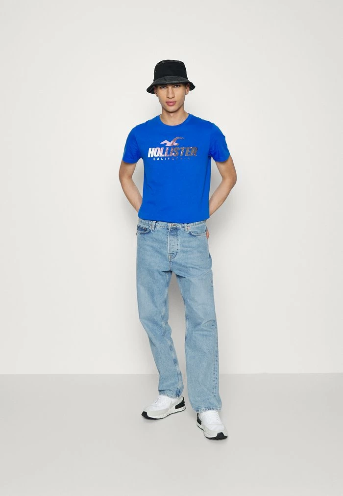 New ๐ฅฐ Hollister Co. IN STORE 5 PACK - Print T-shirt - Multi โ