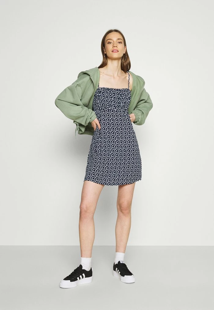 Best reviews of ⌛ Hollister Co. RUCHED TIE STRAP 👗 DRESS - Day 👗 DRESS - Navy 🤩 - Image 2