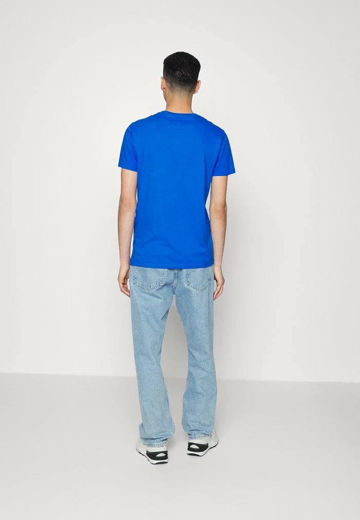 New ๐ฅฐ Hollister Co. IN STORE 5 PACK - Print T-shirt - Multi โ - Image 3