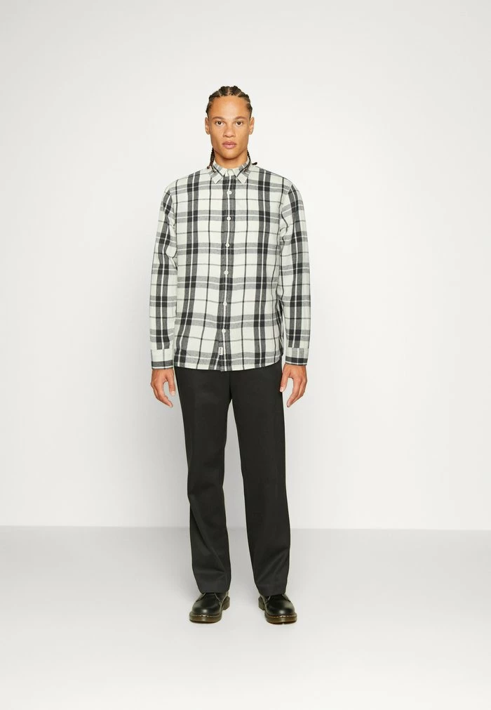 Budget ???? Hollister Co. CORE - ???? Shirt - White ⭐ 4 Budget ???? Hollister Co. CORE - ???? Shirt - White ⭐ - Image 2