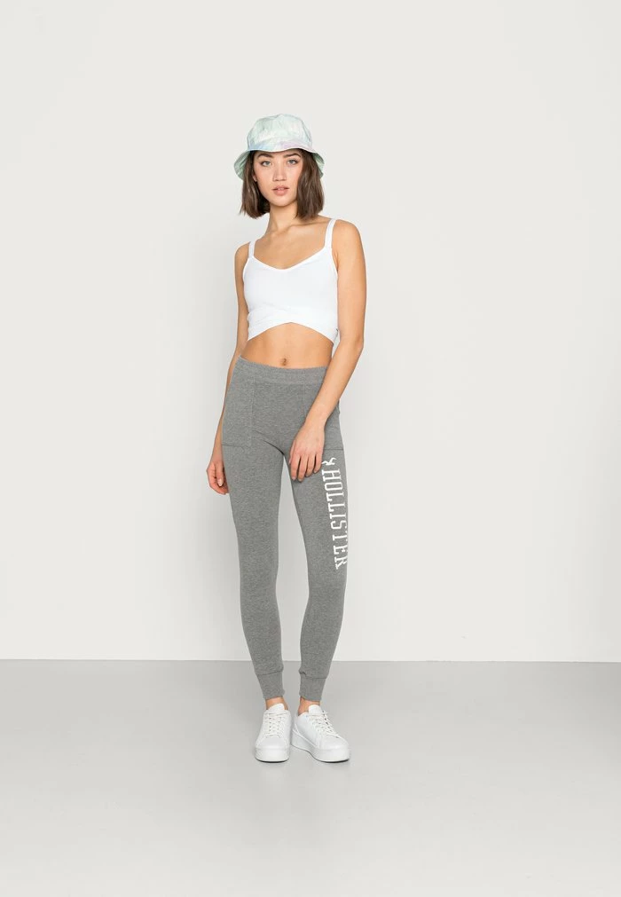 Hot Sale ๐ Hollister Co. LOGO FLEGGING - Tracksuit Bottoms - Grey ๐งจ - Image 2