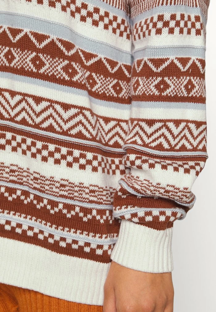 Wholesale ๐คฉ Hollister Co. PREVIEW OVERSIZED PATTERN - Jumper - White Ground Fair Isle ๐ - Image 6
