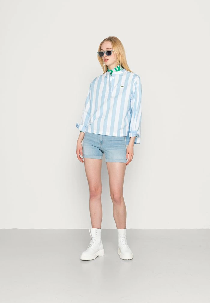 Best deal ๐ Hollister Co. MEDIUM DOUBLE ROLL - Denim Shorts - Light Clean ๐ - Image 2